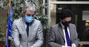 Fin de la dupla Blumel-Briones: de negociadores estrella a la imagen de la derrota