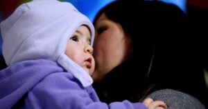 Comisión de Hacienda del Senado despacha proyecto de postnatal