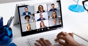 Alertas vecinales: plataforma conecta a residentes de comunidades residenciales