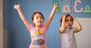 Seis consejos para contribuir al aprendizaje del inglés con los niños en medio de esta cuarentena