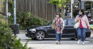 Los preocupantes rebrotes de coronavirus que complican a España