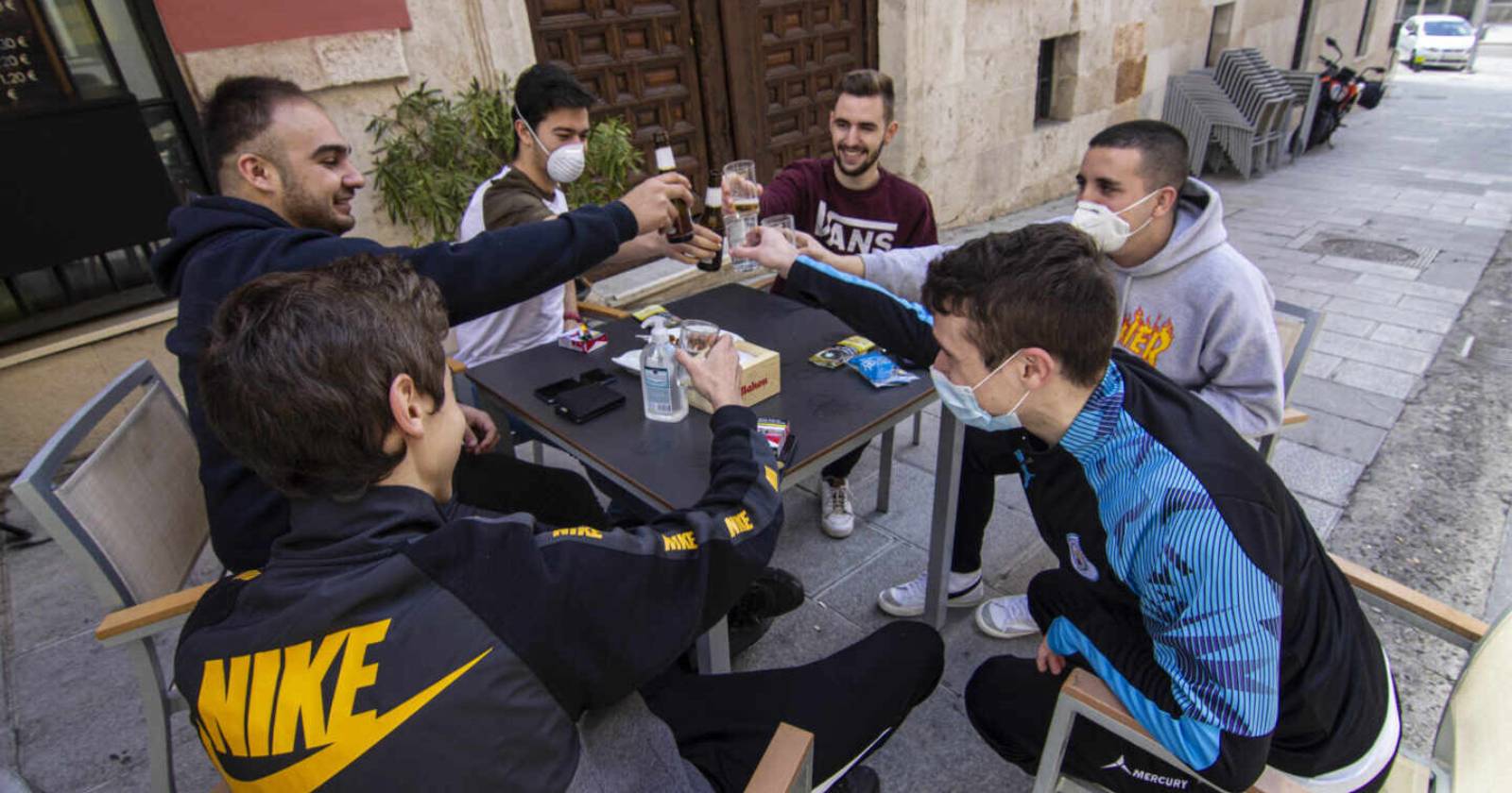 OMS jóvenes coronavirus