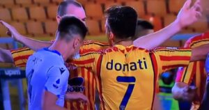 VIDEO | En plena pandemia del COVID-19: jugador de Lazio mordió a un rival y arriesga dura sanción