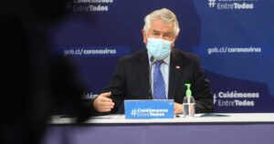 Ministro Paris sobre dudas por cifras de recuperados: 