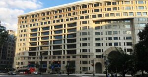 Chile pide postergar elecciones en el BID y rechaza candidato de EE.UU.