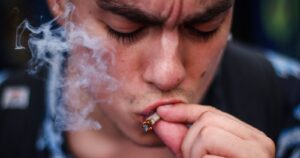 Estudio ratifica que el consumo moderado de marihuana perjudica el aprendizaje