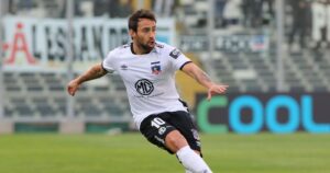 Demanda laboral de Jorge Valdivia a Blanco y Negro se mantiene sin acuerdo