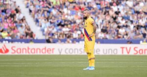 FC Barcelona no planea dejar partir gratis a Arturo Vidal