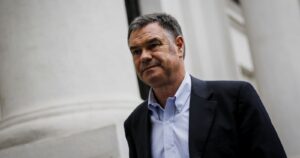 Senador Ossandón pidió suspender su militancia en RN tras solicitud de formalización