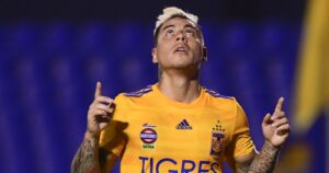Entrenador del Tigres descarta interés de Atlético Mineiro por Eduardo Vargas