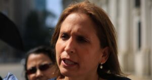 Alcaldesa de Peñalolén por salida de cuarentena: 