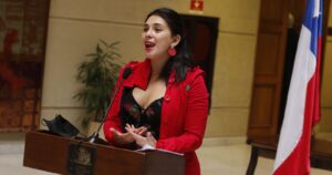 Karol Cariola visita a Córdova: 