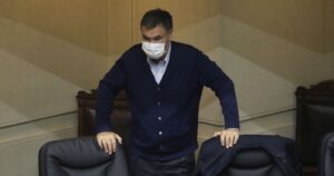 Fiscalía formalizará al senador Manuel José Ossandón por tráfico de influencias