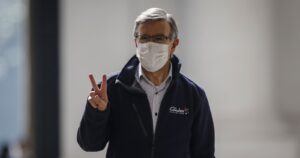 Encuesta Criteria: Joaquín Lavín rompe empate y supera levemente a Daniel Jadue