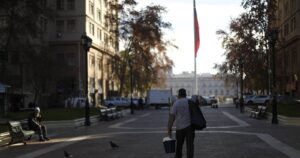 Encuesta Ipsos: 84% de chilenos cree que vamos por el 