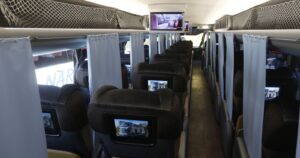 Ministerio de Transportes presenta protocolo para viajes en buses y terminales