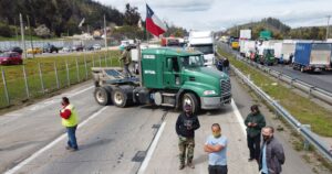 Fiscalía abrió siete causas penales contra camioneros en paro por la Ley Antibarricadas
