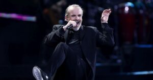 Miguel Bosé suma otra polémica al apoyar una protesta contra el uso de mascarillas