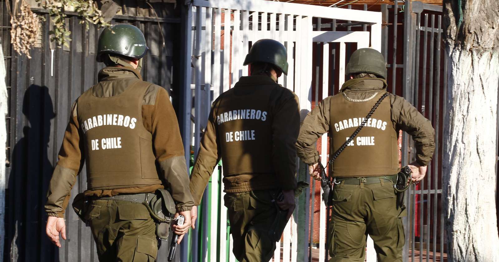 hombre fusil Quilicura