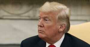 Donald Trump acusó a la NBA de convertirse en una 
