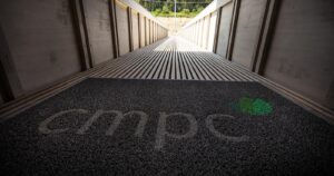 CMPC cierra línea de crédito ligada a sostenibilidad