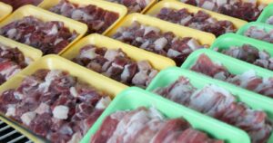 Pandemia provoca la mayor caída del consumo de carne en 9 años