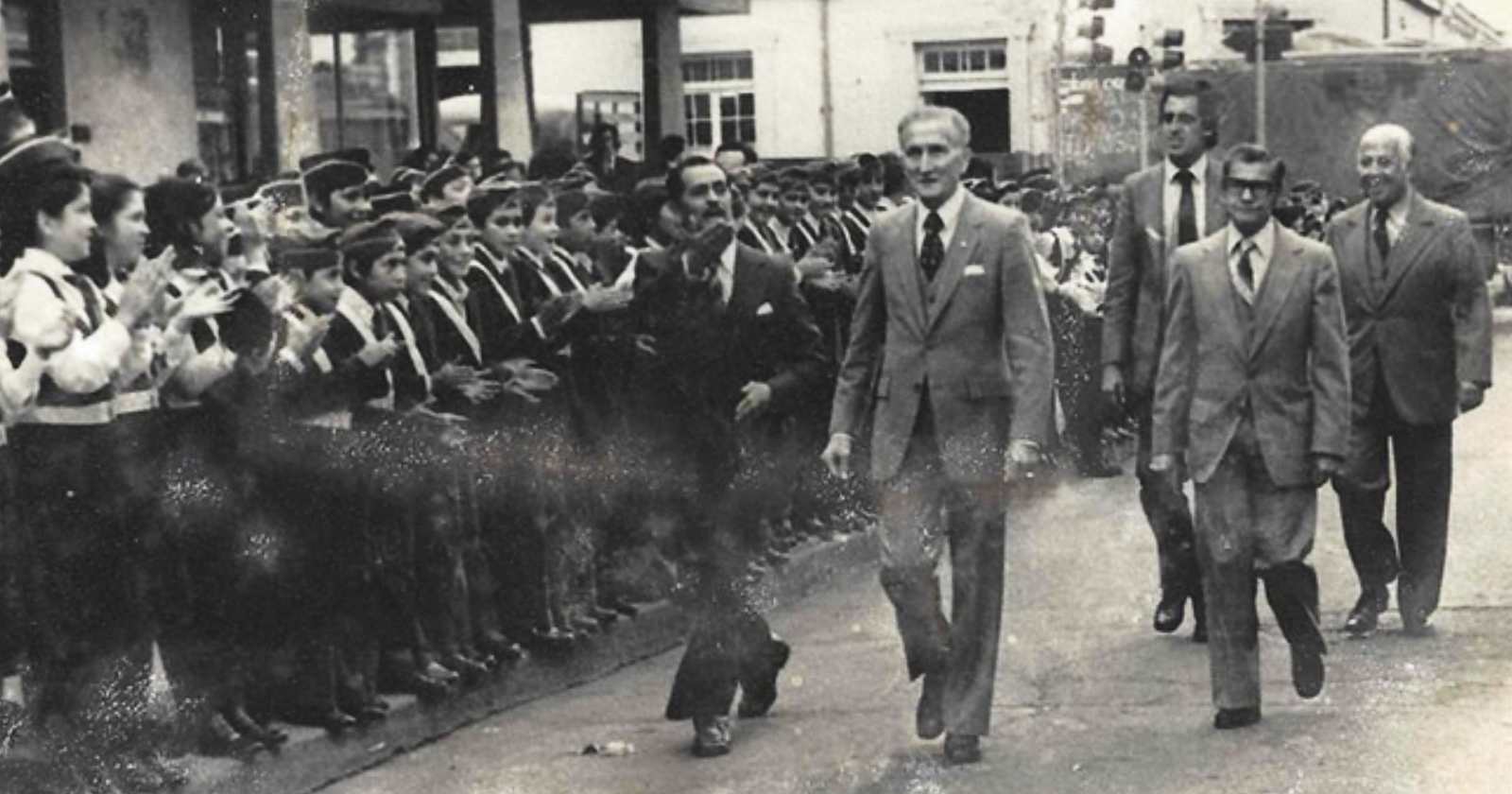 Víctor Pérez Paul Schäfer