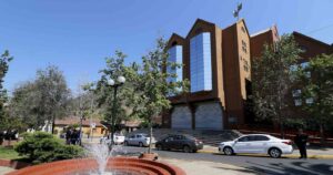 Sindicato de Canal 13 da cuenta de despidos masivos al interior de la estación