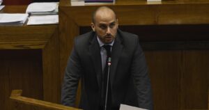 Lobby en el Senado y críticas al presidente de RN: las quejas del diputado Longton tras rechazo a acusación contra jueza Donoso