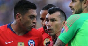 Gary Medel podrá jugar en el inicio de las clasificatorias por prescripción del castigo