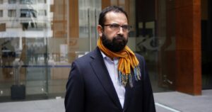 Tribunal Constitucional rechaza destitución del diputado Hugo Gutiérrez