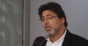 Jadue contra críticas de la oposición a su candidatura: 