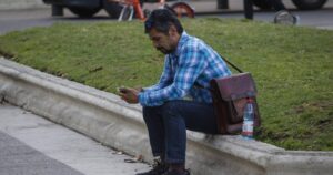 Ipsos: desempleo ocupa el primer lugar en las preocupaciones de los chilenos