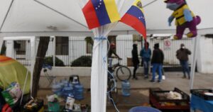 Migraciones: Interior vincula aumento de venezolanos ilegales con indicación del Senado
