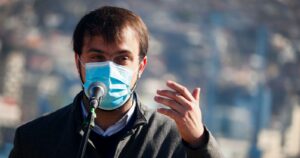 El cuestionado presente de Sharp: concejales de Valparaíso lo acusan de 