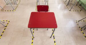 Los cuestionamientos de profesores y apoderados ante reapertura de colegios en Pirque