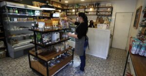 Desempleo se frena en agosto con la creación de 312 mil nuevos puestos de trabajo