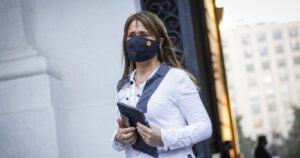 Van Rysselberghe rechaza reprimenda del Gobierno a intendente del Biobío: 