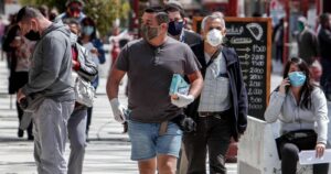 Cómo evitar alergias o irritaciones en la piel por el uso de mascarilla en días de altas temperaturas