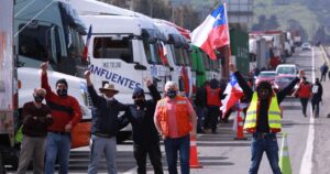 Ministro Pérez explica por qué se incluye rebaja de peajes en acuerdo de seguridad con camioneros