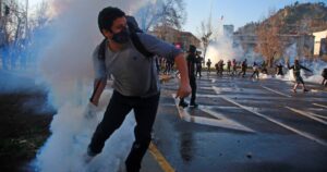 Menor de 14 años herido por lacrimógena y 108 detenidos en incidentes del 11 de septiembre