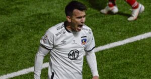 Colo Colo lo dio vuelta ante Peñarol y es líder en Copa Libertadores