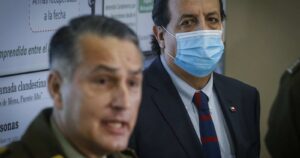 Pérez reitera respaldo a Carabineros y afirma que cargos de Contraloría serán 