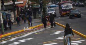 Informe ICOVID: velocidad de la pandemia baja en la zona centro, pero persiste la alta carga en el norte y sur