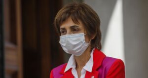 Disminución de días de cuarentena no aplicará para casos graves y personas que vienen desde el extranjero