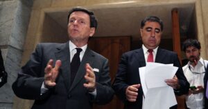 El cruce entre Carlos Larraín y Mario Desbordes por la presidencia de RN