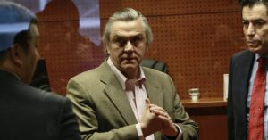 Cadem: Pablo Longueira alcanzó un 75% de desaprobación tras su regreso
