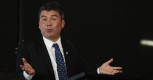 Ex ministro de Medio Ambiente apunta a la Sofofa por rechazo al Acuerdo de Escazú