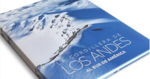 Más de 30 libros que recorren los paisajes e historia de Chile ya se pueden descargar gratuitamente