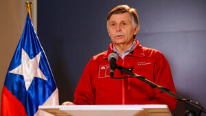 Gobierno solicita la renuncia del intendente de Magallanes por alza de casos COVID